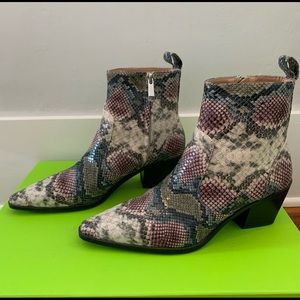 Zara size 39, multicolor faux snakeskin booties